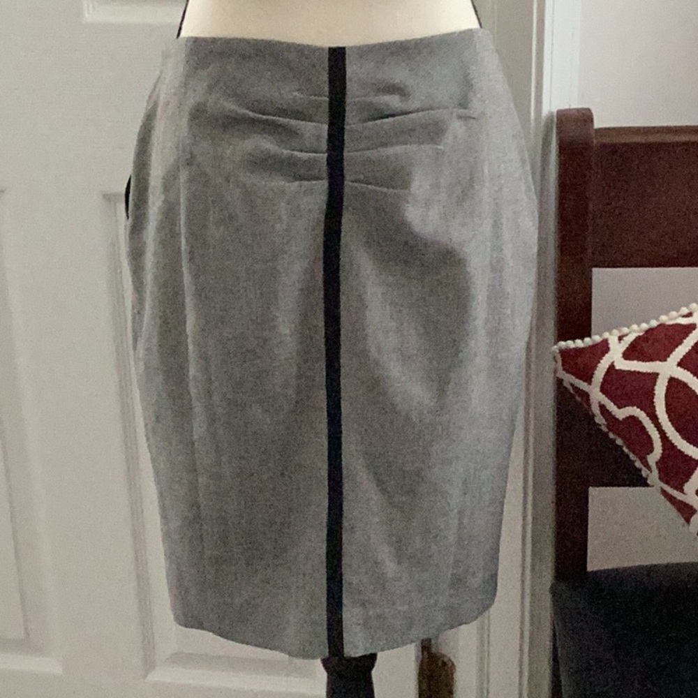 y2k bebe back stripe skirt EUC RARE